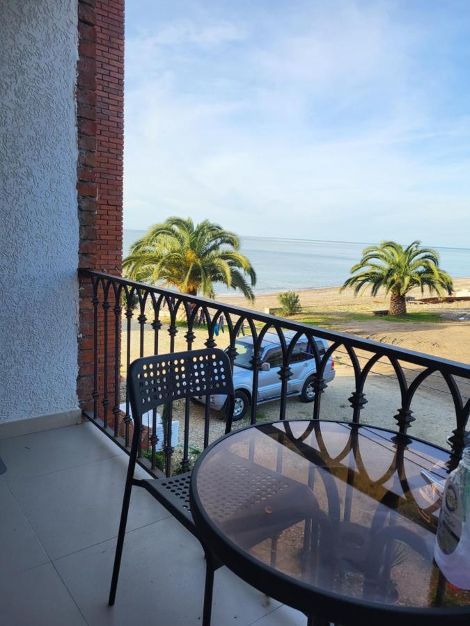 Arsaul Hotel New Athos Luaran gambar